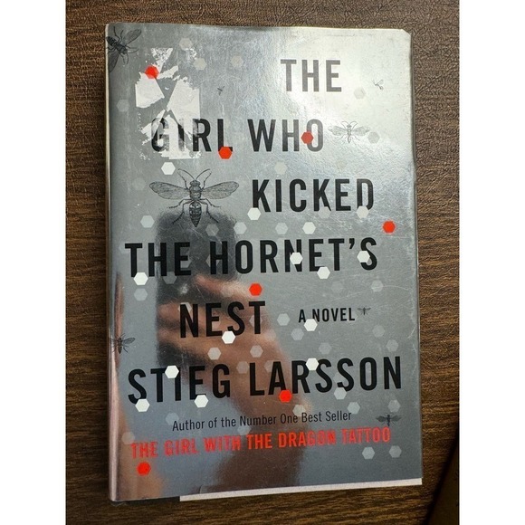 The Girl Who Kicked the Hornet's Nest (Millennium Trilogy) Hardcover - Picture 1 of 4